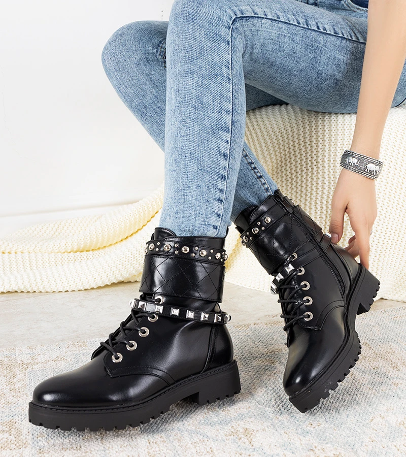 black worker boots womens