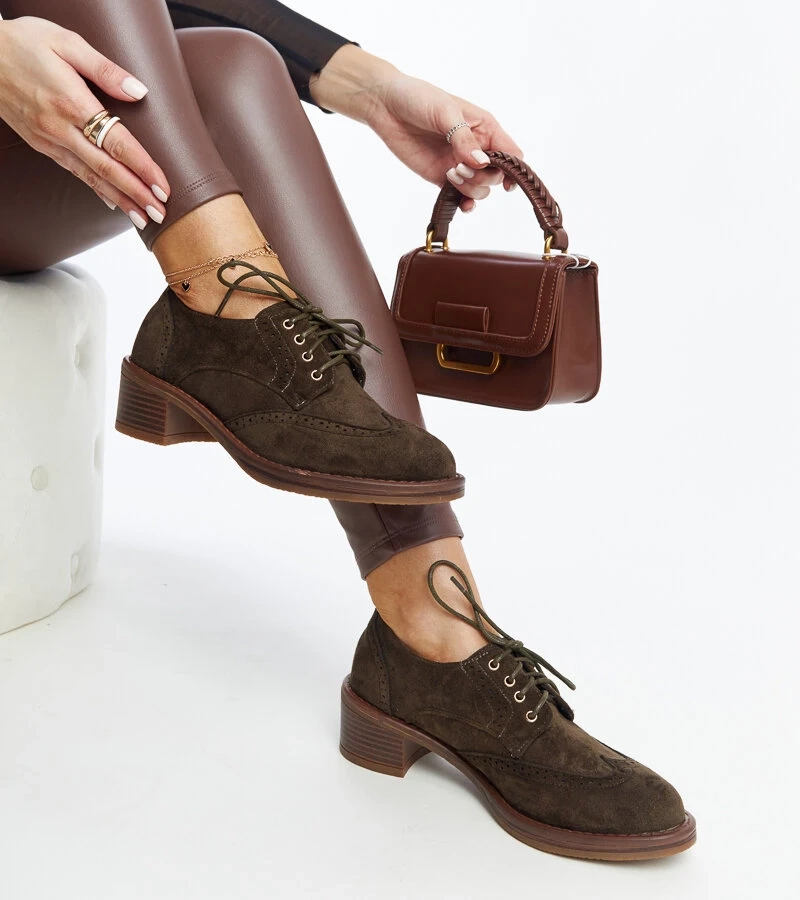 Zielone zamszowe półbuty obcasie