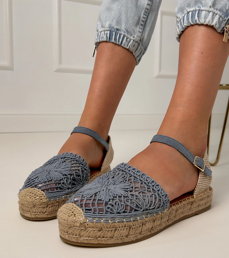 Hers Niebieskie sandały espadryle ażurowe