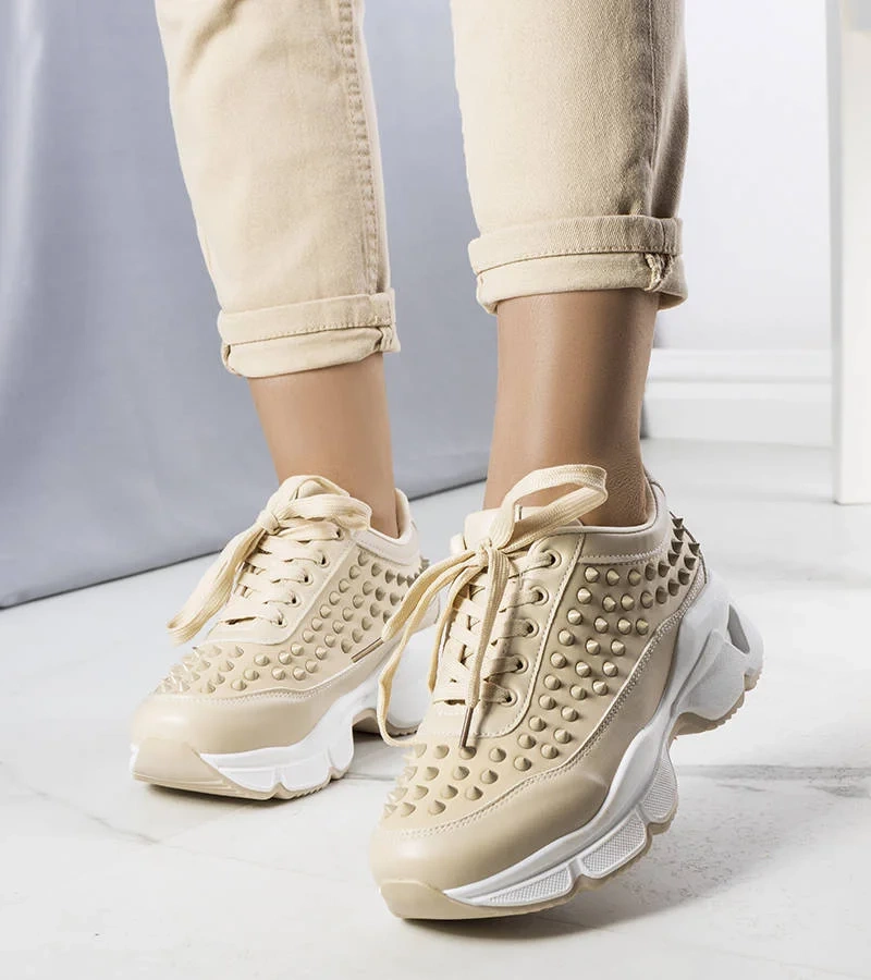 Sneakersy czarne na masywnej podeszwie