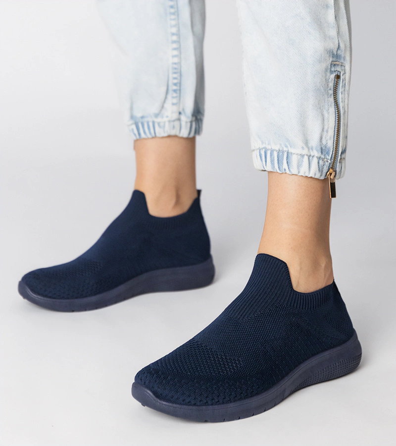Hers Granatowe sneakersy sportowe ze skarpetkową cholewką
