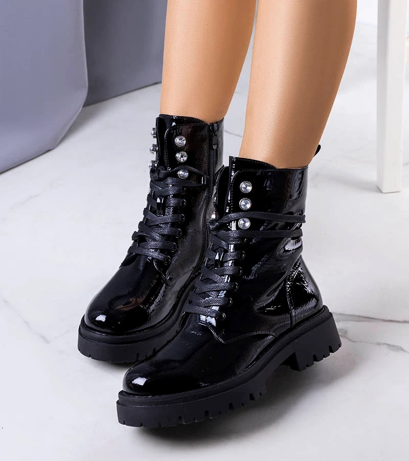 Czarne botki ocieplane