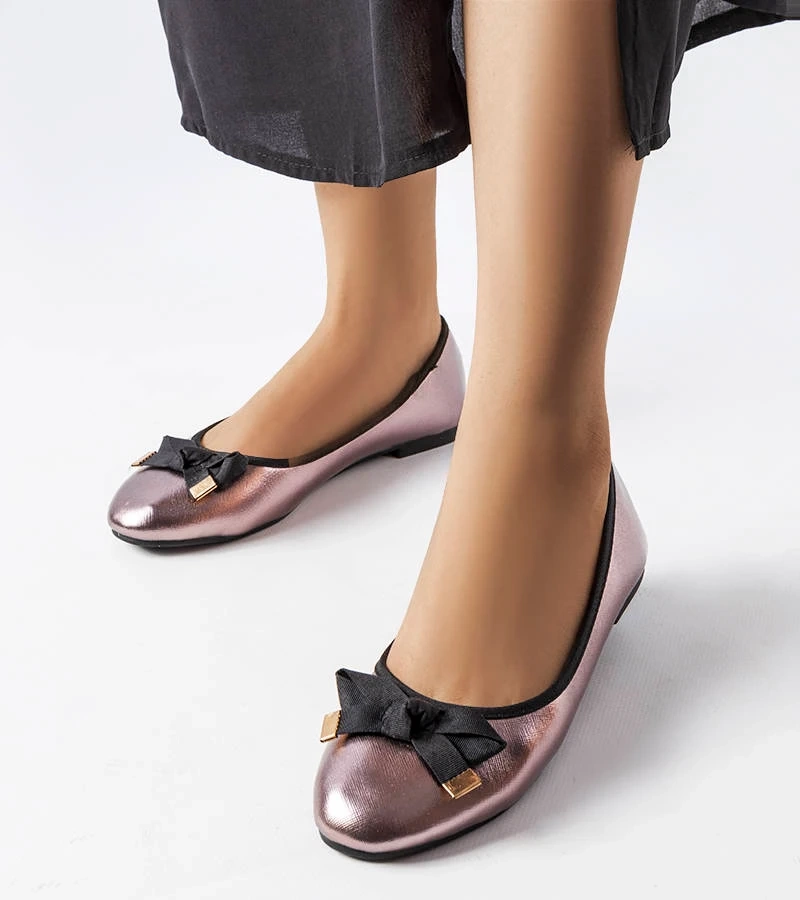 Srebrne metaliczne balerinki z kokardką