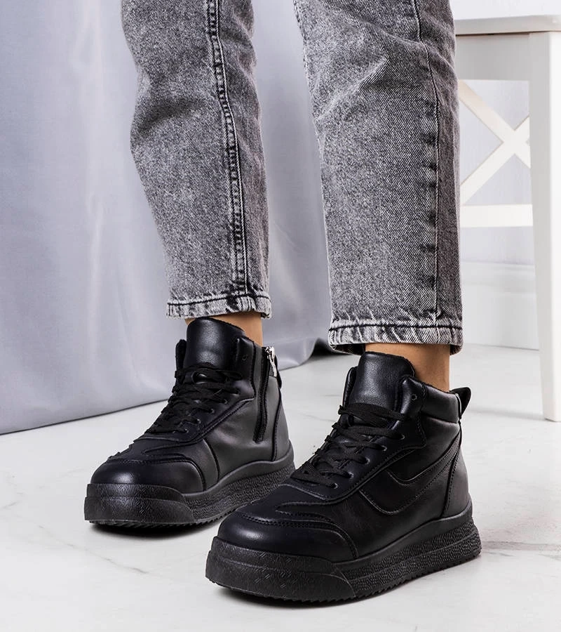 Czarne ocieplane sneakersy na platformie