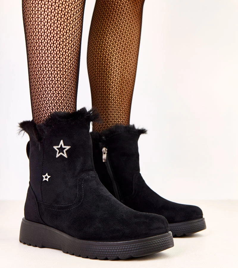 Hers Czarne botki ocieplane zdobione gwiazdkami
