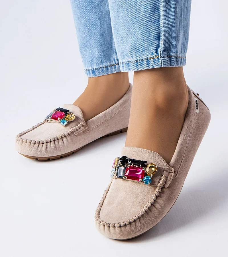 Szare mokasyny z kolorowymi cyrkoniami