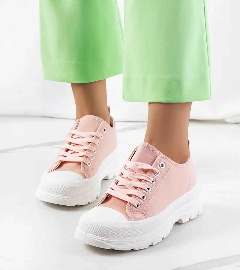 Różowe trampki na wysokiej podeszwie