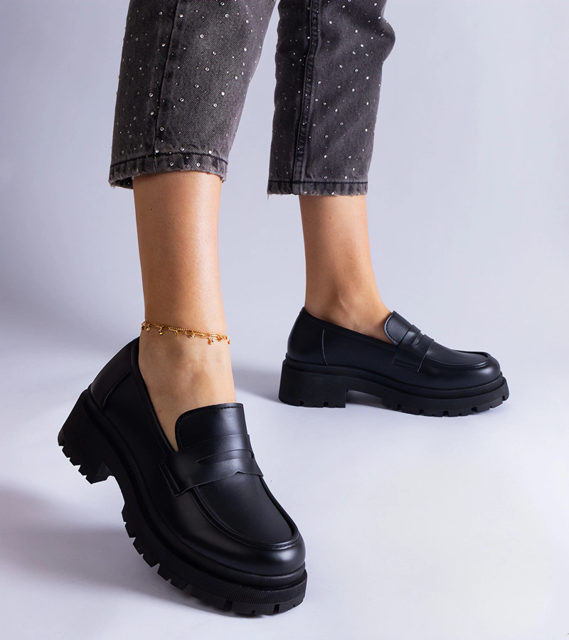 Czarne mokasyny z ekoskóry