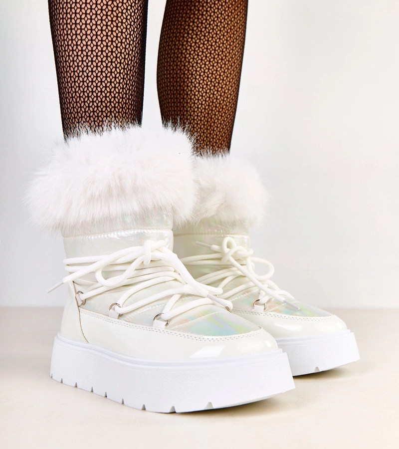 Hers Białe śniegowce z sznurówkami i lakierowanym akcentem