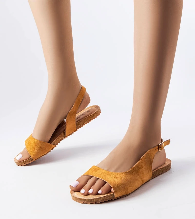 Brązowe sandałki damskie