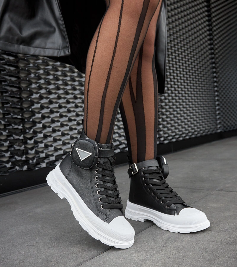 Czarne trampki za kostkę na platformie