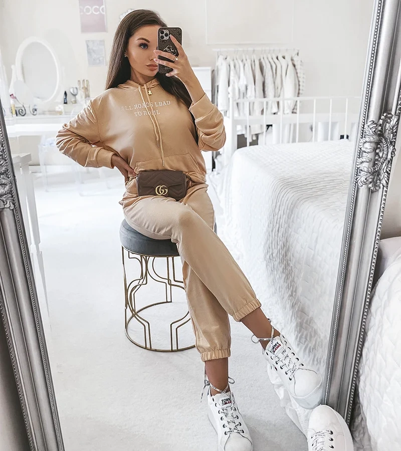 Proste spodnie damskie