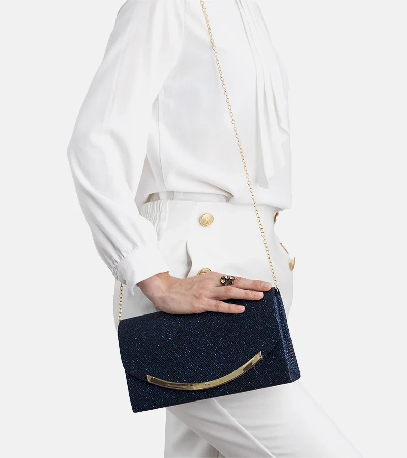 Granatowa błyszcząca kopertówka