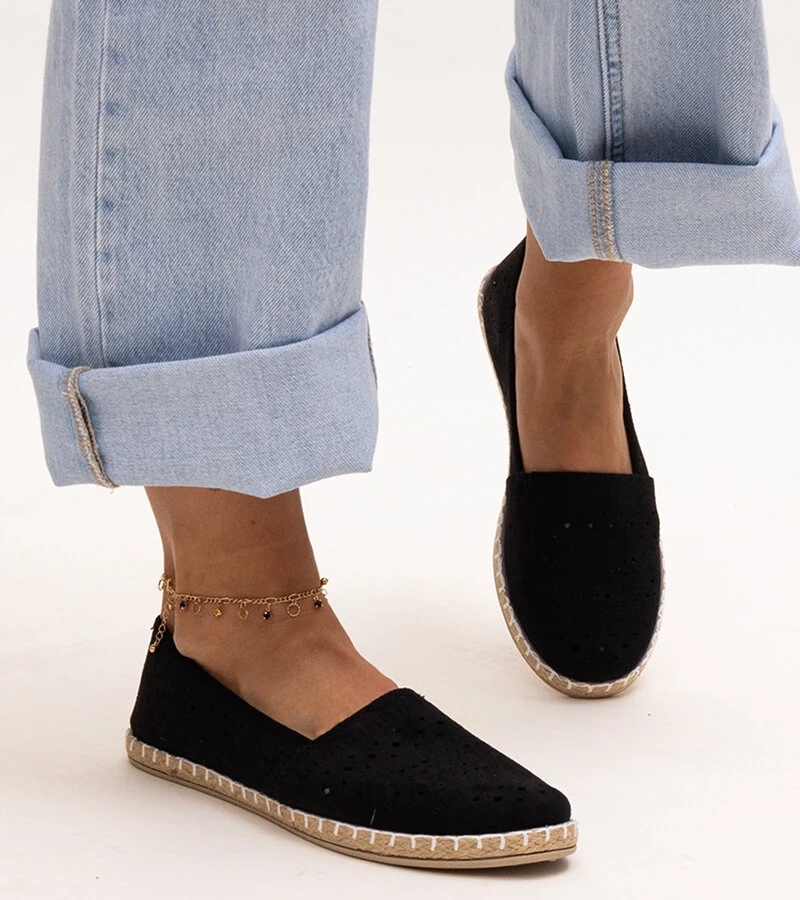 Hers Czarne espadryle zdobione perforacją