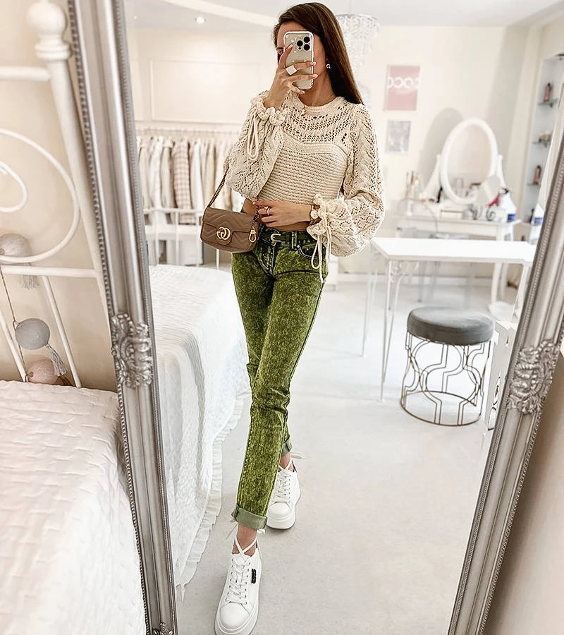 Zielone elastyczne spodnie