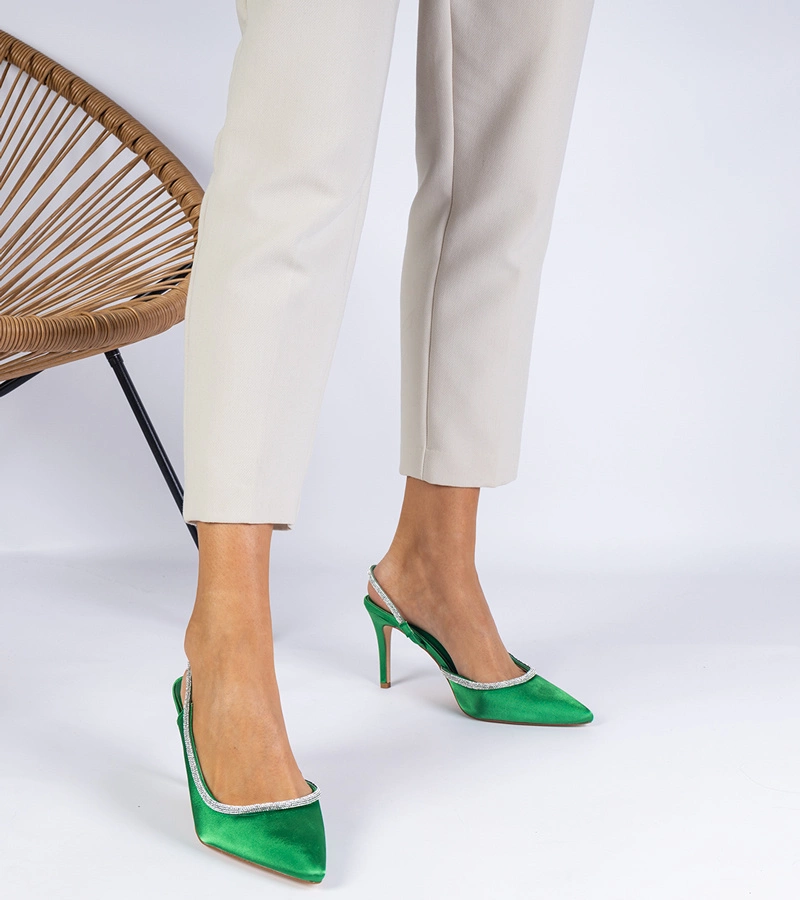 Hers Zielone czółenka satynowe z cyrkoniami z otwartą  piętą