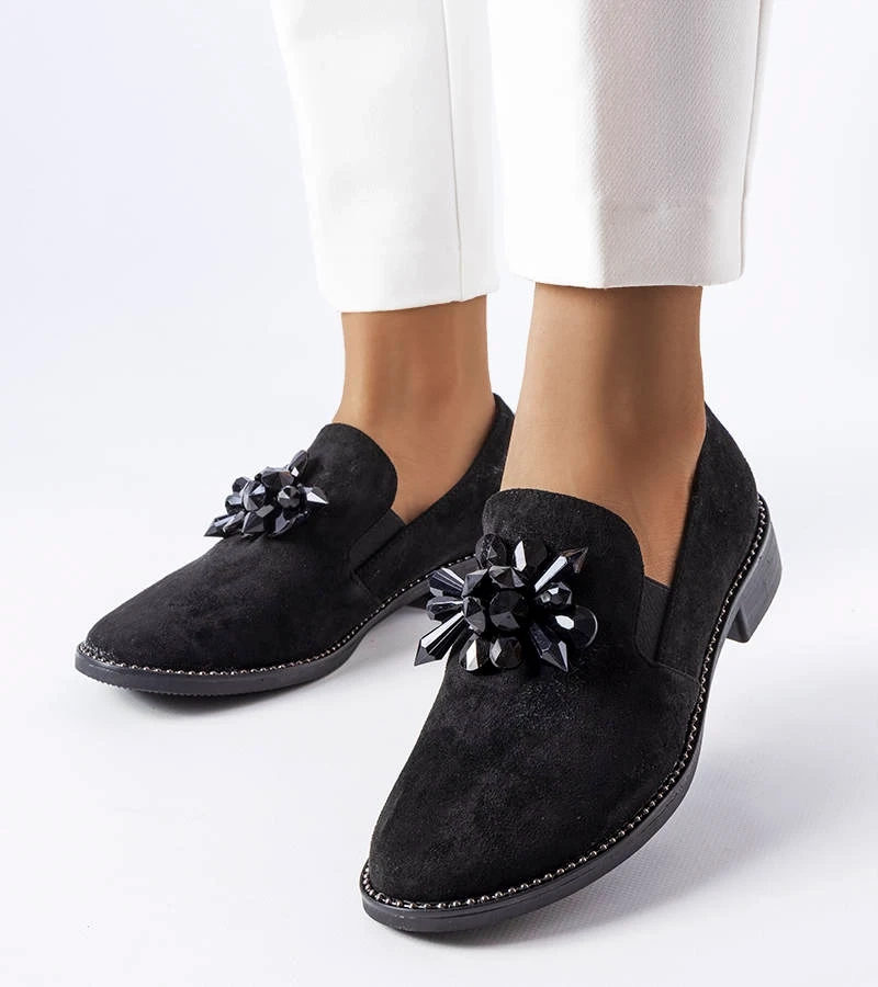 Czarne półbuty zdobione kryształkami