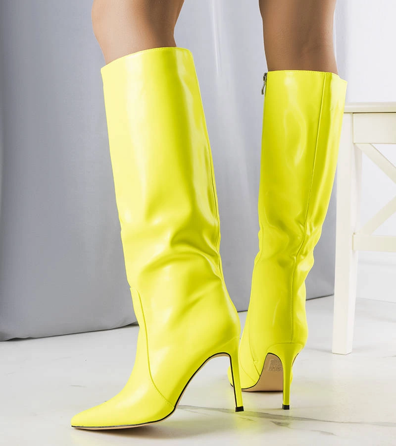 Żółte kozaki na szpilce neonowe