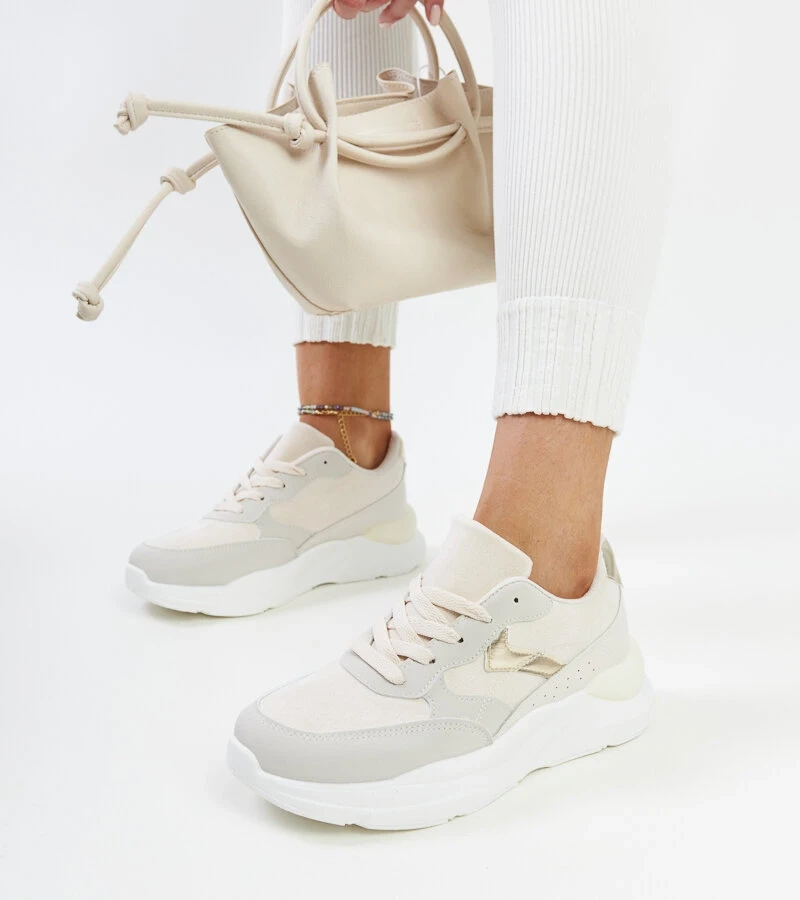 Beżowe sneakersy na platformie