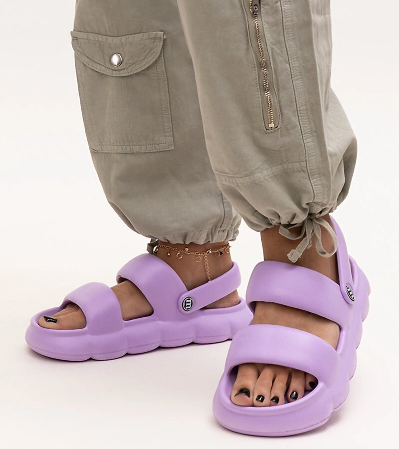 Lekkie sandały piankowe w jednolitym kolorze