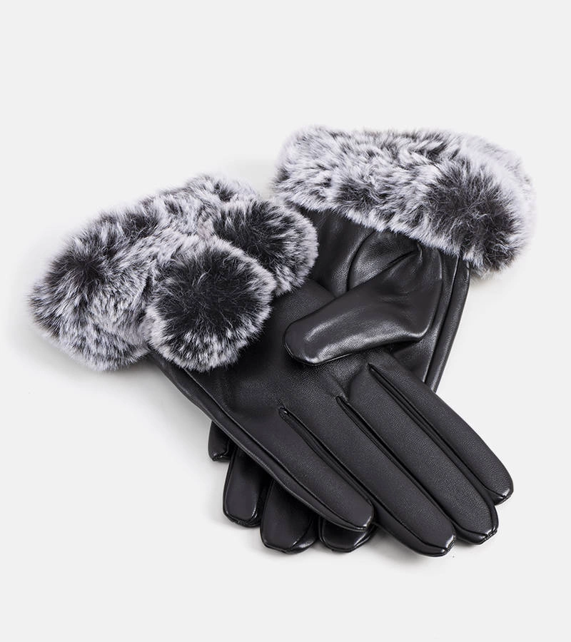 Czarne rękawiczki ocieplane z futerkiem