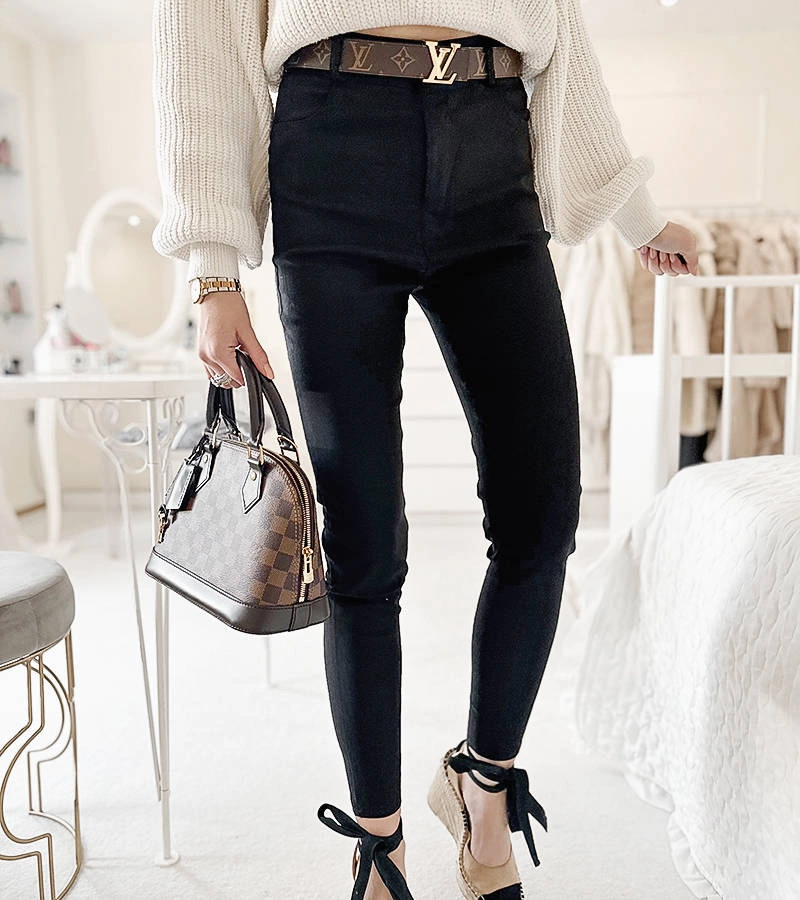 Czarne elastyczne spodnie