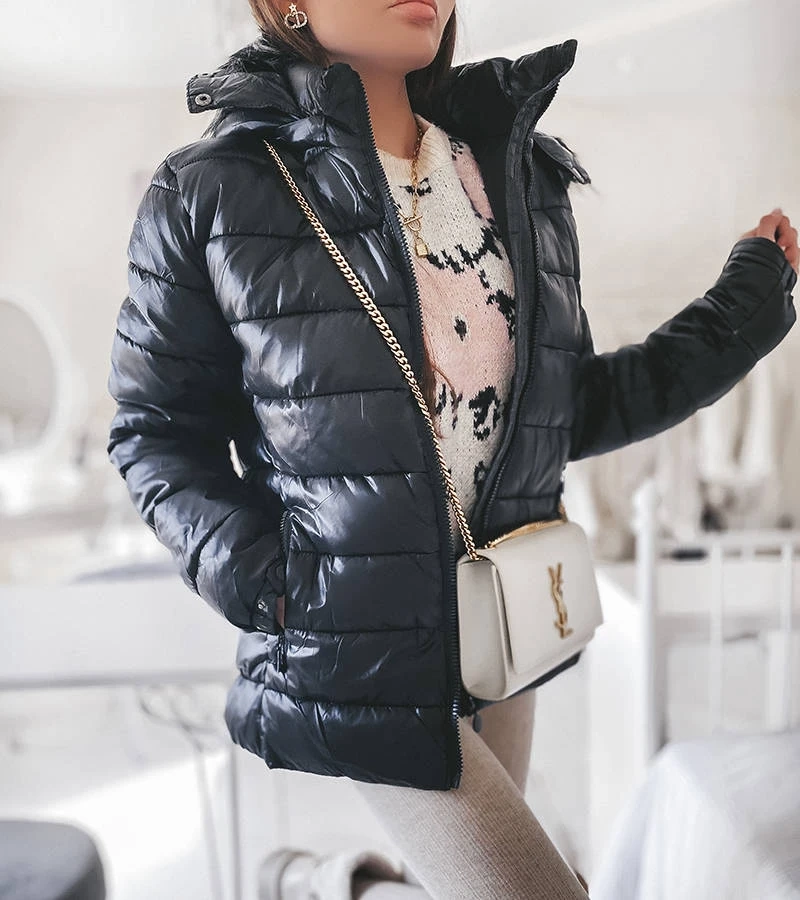 Czarna ciepła kurtka