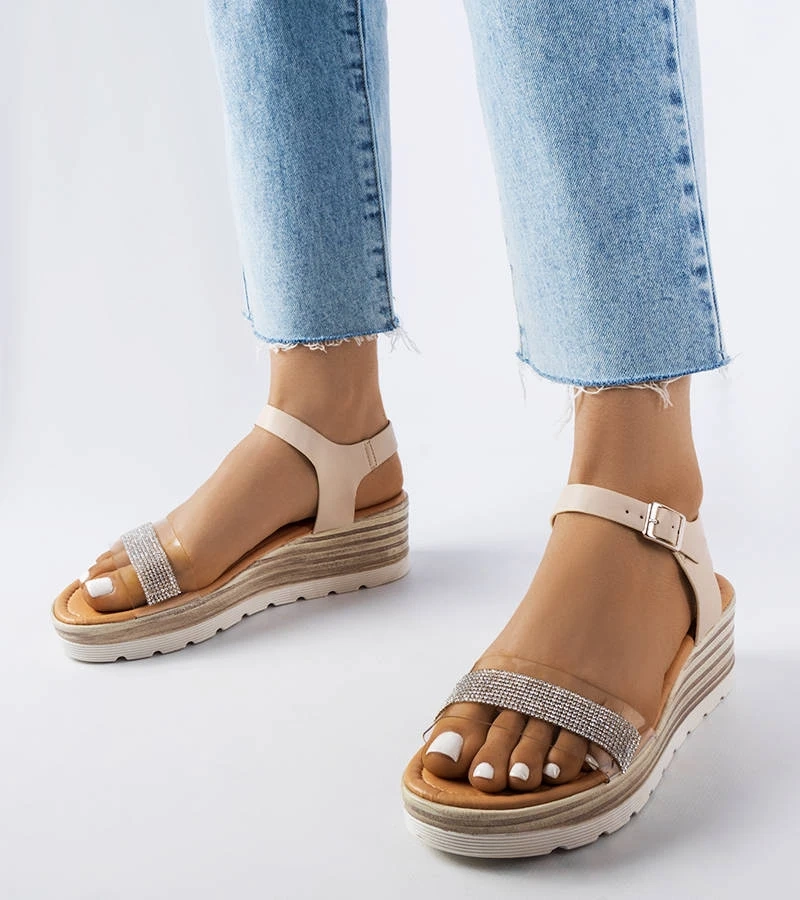 Hers Beżowe sandały na koturnie z cyrkoniami