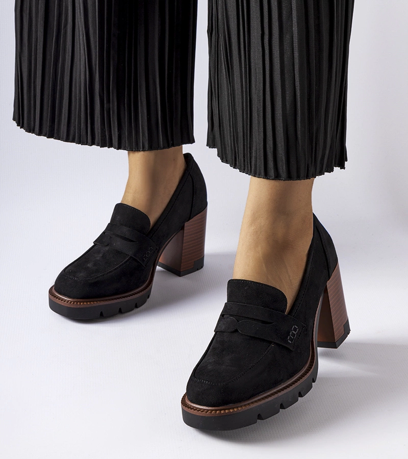 Czarne czółenka ze skórzana wkładką Vinceza