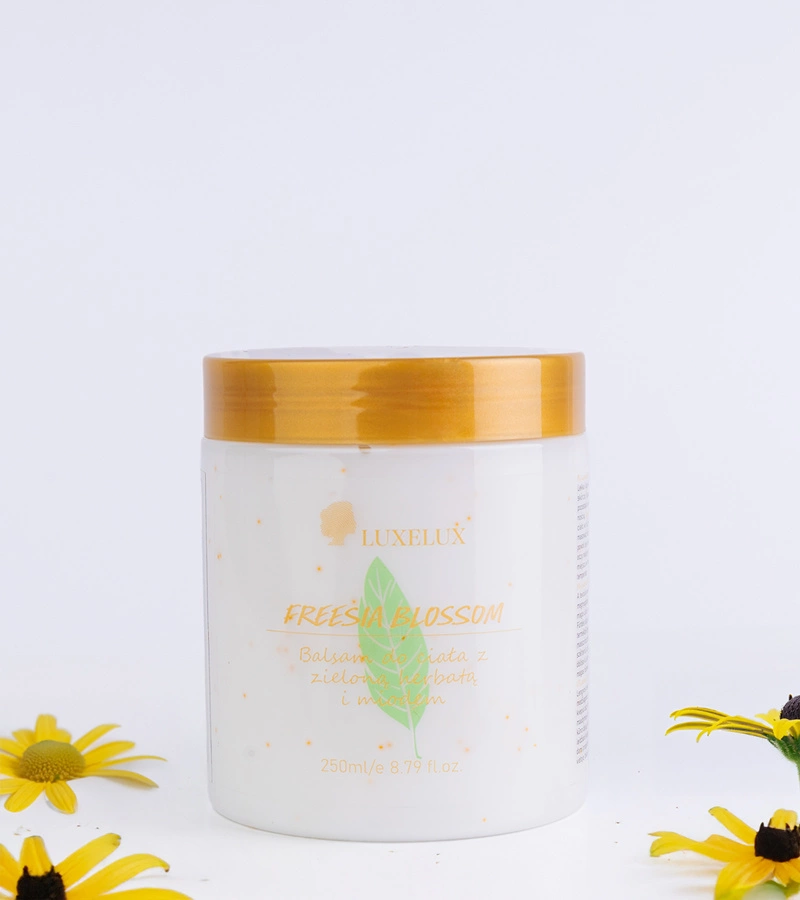 Hers Balsam do ciała z zieloną herbatą i miodem LUXELUX FREESIA BLOSSOM 250 ml