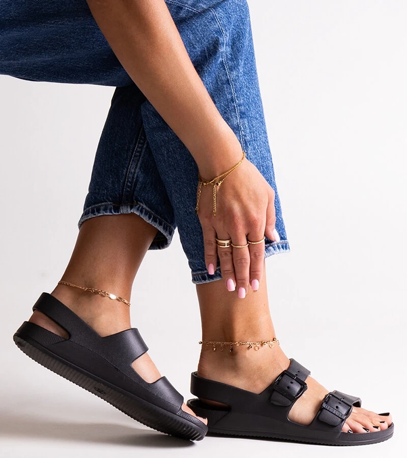 Czarne sandały na platformie Big Star NN274071