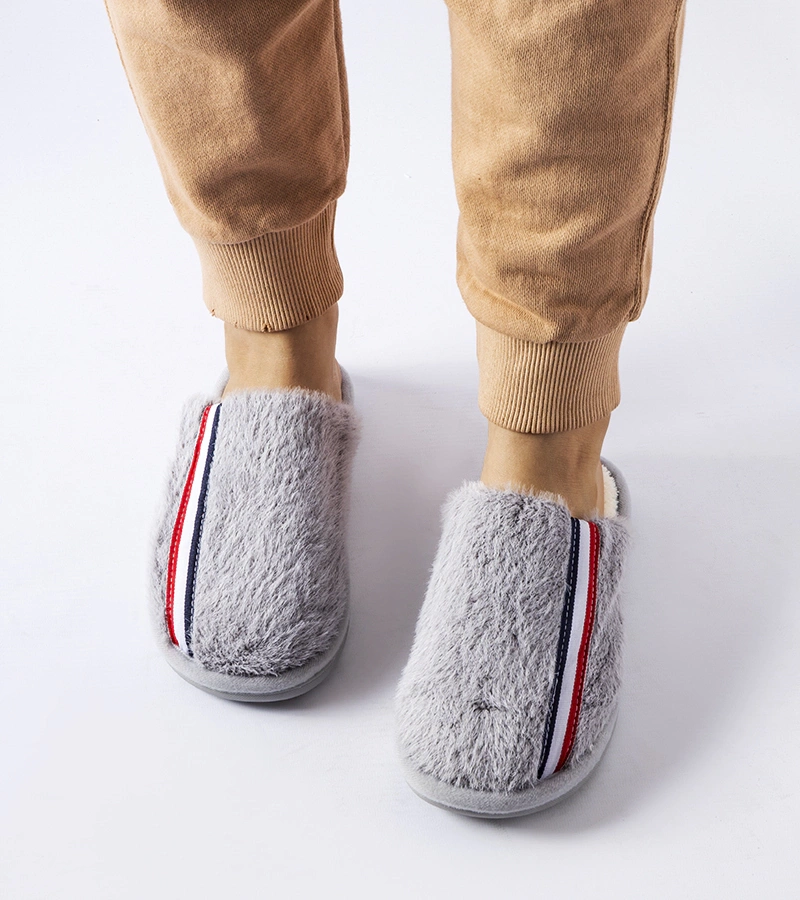 Szare ciepłe kapcie