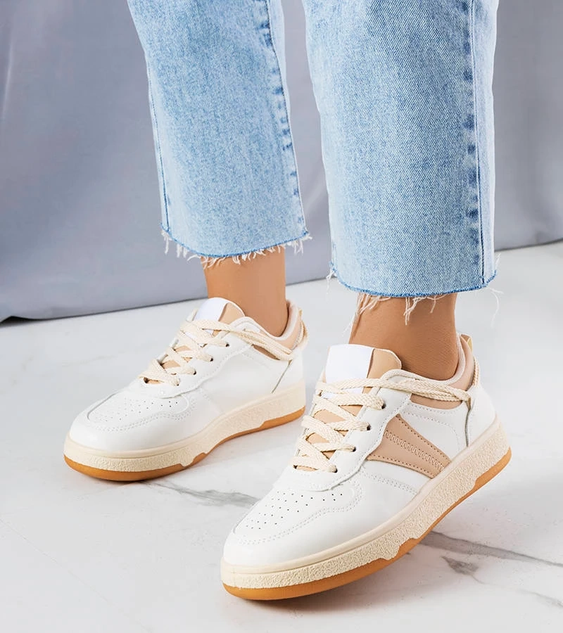 Beżowe sportowe sneakersy