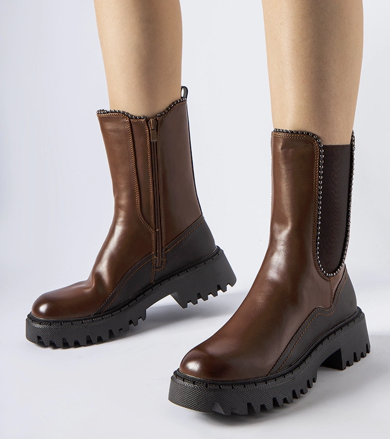 Brązowe ocieplane botki na płaskiej podeszwie