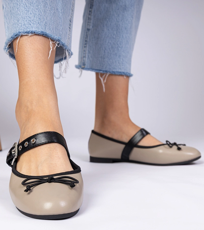 Hers Ciemnobeżowe damskie balerinki z kokardką