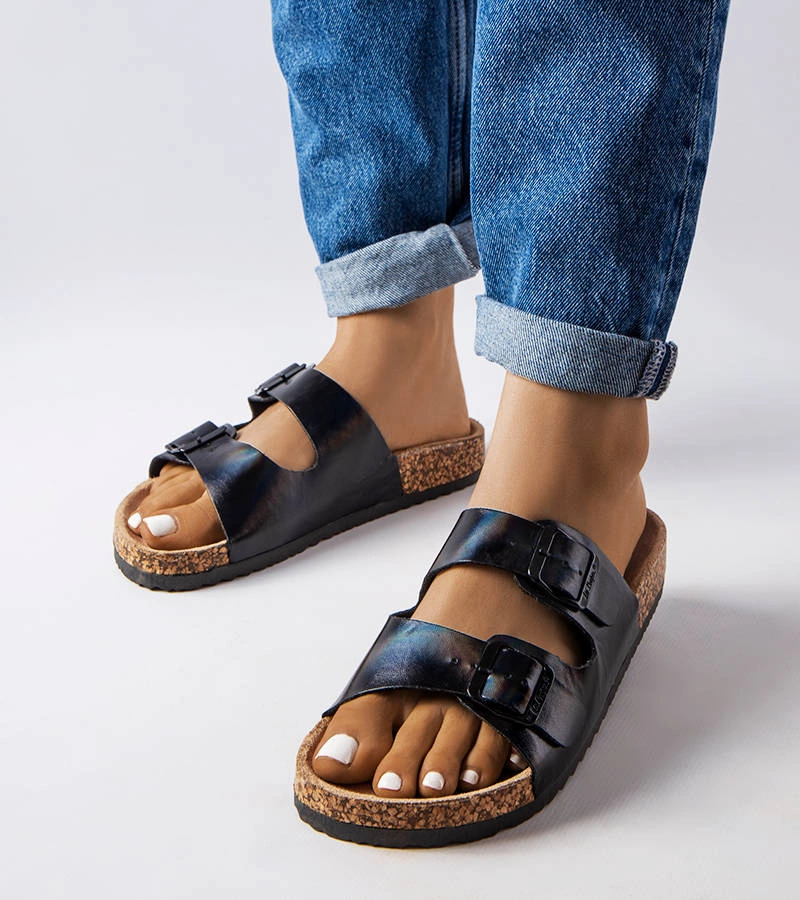 Czarne klapki Lee Cooper LCW-22-35-1154L