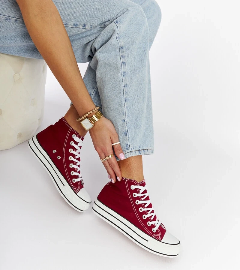 Bordowe trampki za kostkę