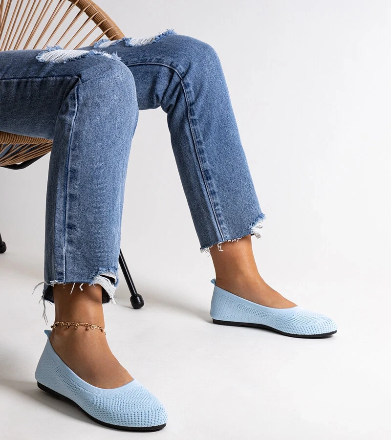 Niebieskie baleriny materiałowe