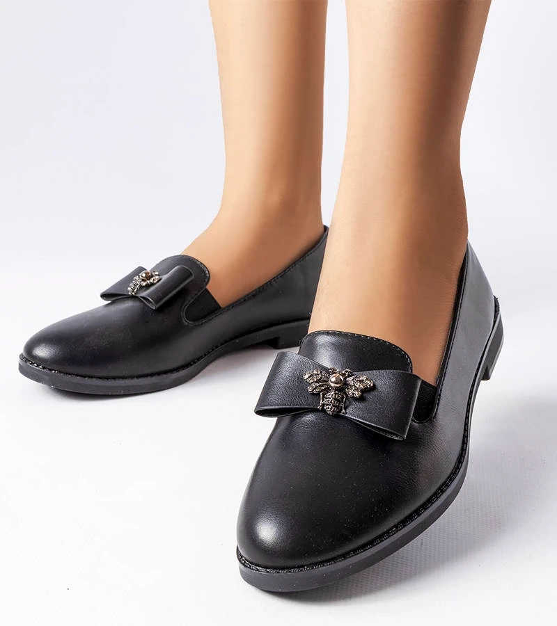 Czarne mokasyny z kokardką