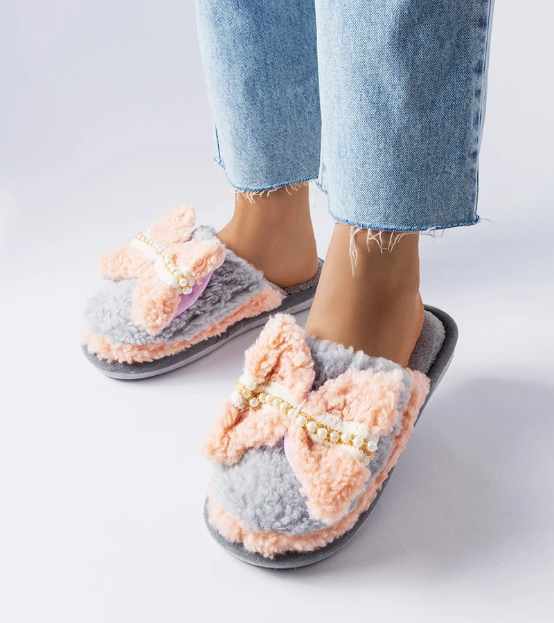 Szaro różowe kapcie z kokardką