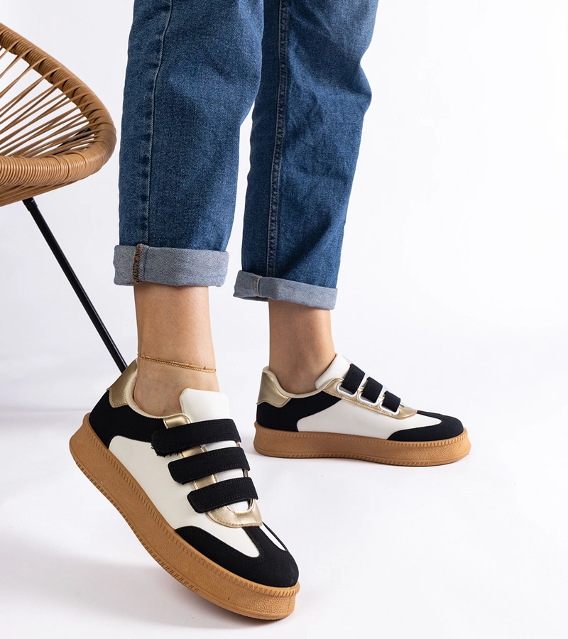 Czarne sneakersy zapinane na rzepy