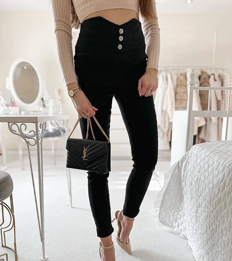 Czarne legginsy z wysokim stanem