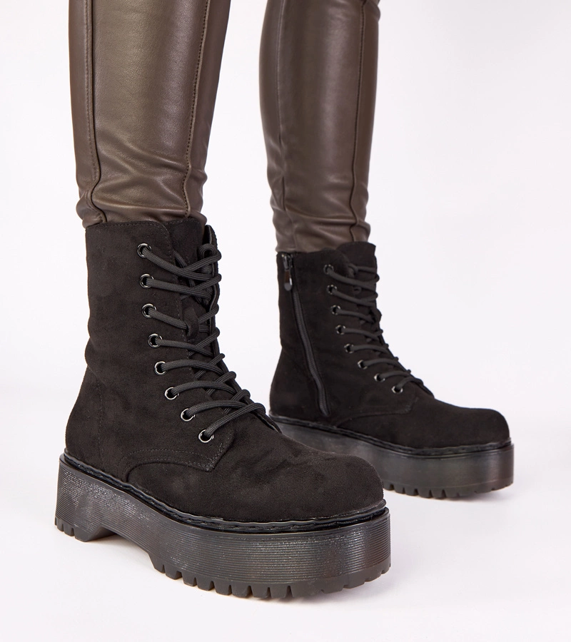 Hers Czarne botki na platformie z ekozamszu