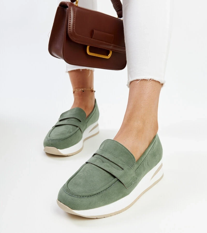 Zielone zamszowe półbuty