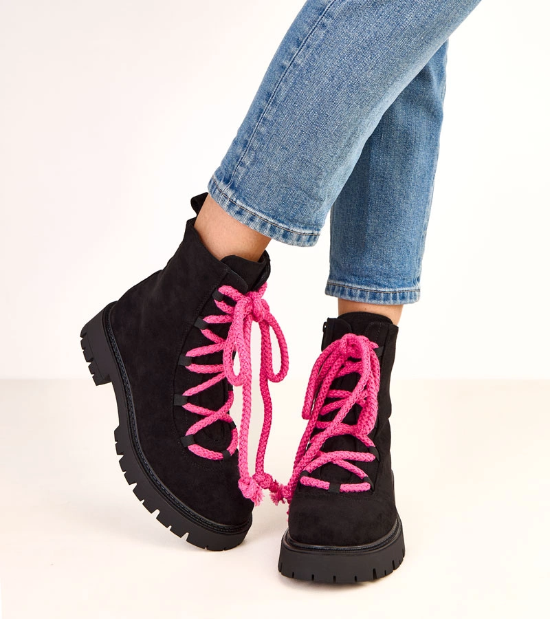 Hers Czarne botki z ozdobną sznurówką