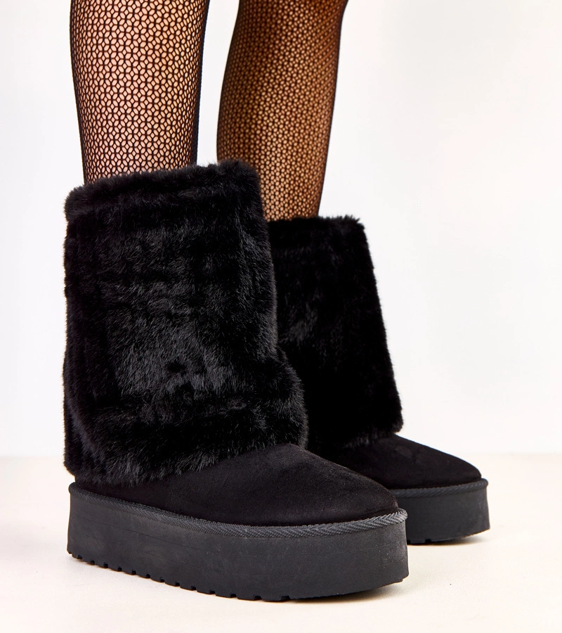 Hers Czarne śniegowce na platformie z futerkową cholewką