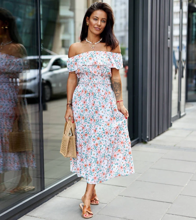 Czerwony komplet spódnica+top w kwiaty