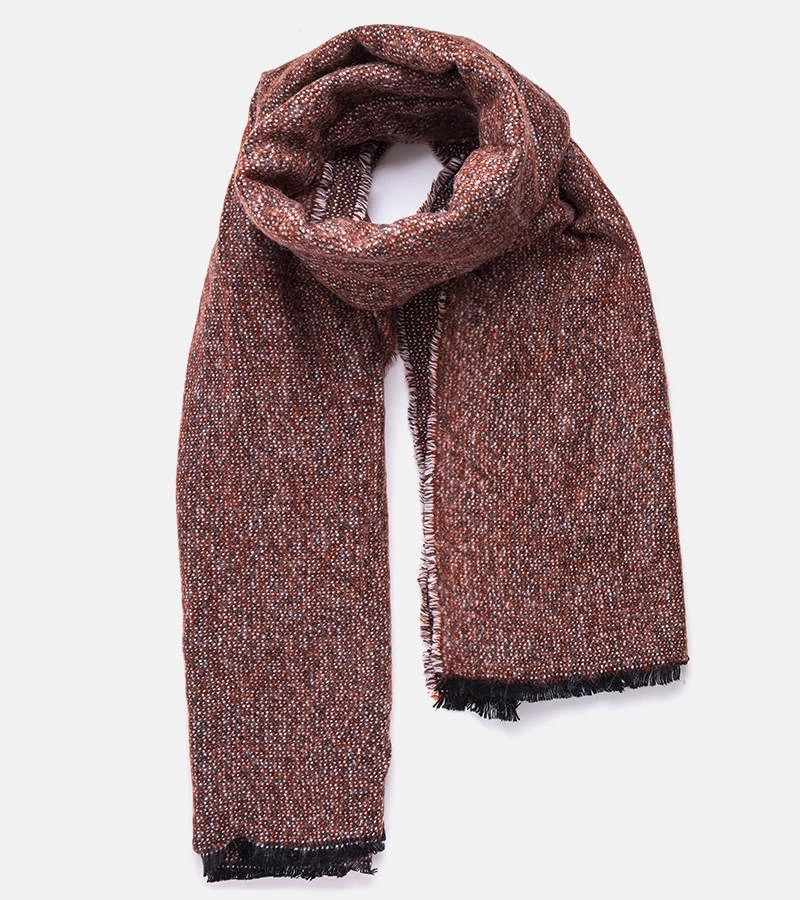 Pomarańczowy szalik