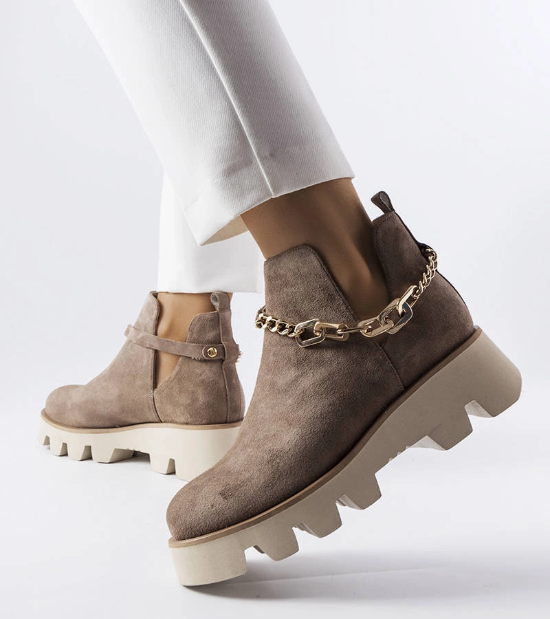 Ciemnobeżowe botki skórzane Karino