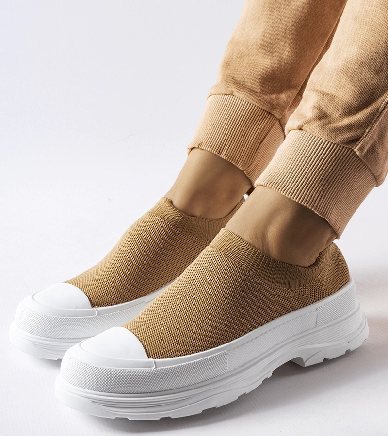 Brązowe wsuwane trampki na platformie